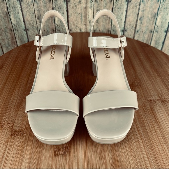 Children Beige Platform Heels with Ankle Strap( MACEY-ISS) - Picture 5 of 6